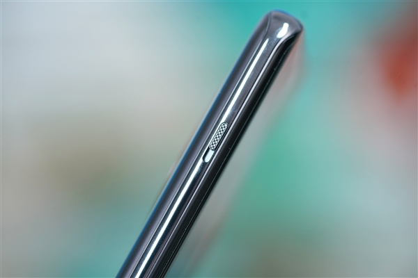 《原神》玩家種草！一加Ace2 Pro原神派蒙主題禮盒圖賞