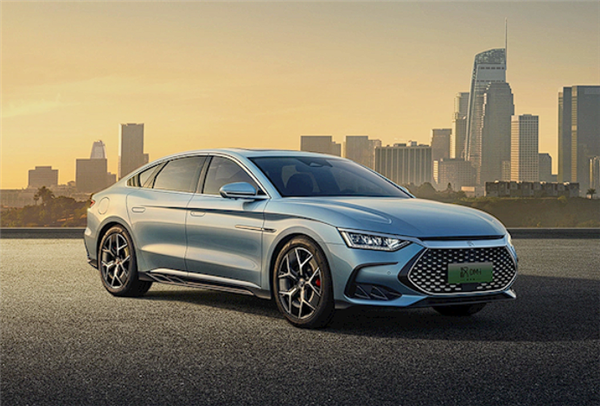 比亞迪漢家族三周年OTA推送：云輦C、iTAC智能扭矩控制來了