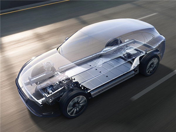 余承東推薦、老車主怒贊！華為DATS到底是什么：坐電車也不暈了