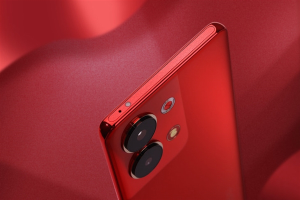 超級(jí)流暢的驍龍7系手機(jī)！OPPO Reno9兔年定制紅上手：《王者榮耀》幀率近乎一條直線