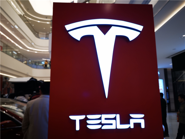 馬斯克成“香餑餑”：土耳其總統(tǒng)邀請?zhí)厮估诋?dāng)?shù)亟◤S