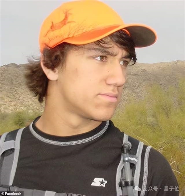 馬斯克腦機(jī)接口再造奇跡：癱瘓小伙意念玩賽車(chē)擊敗正常人