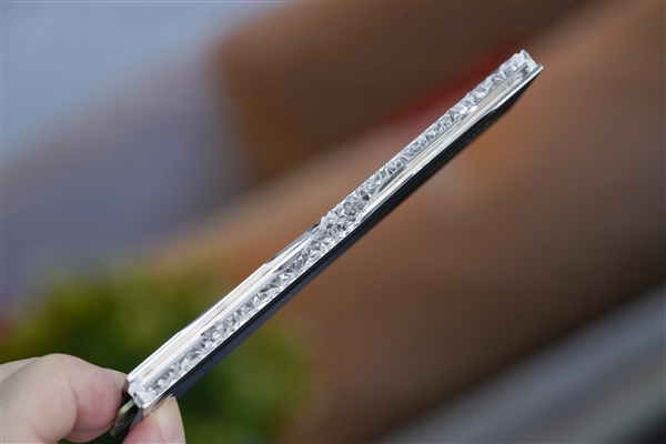 水晶般奪目！芝奇皇家戟DDR5-7200 24GB內存圖賞