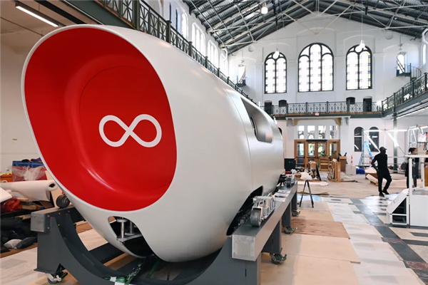 十年了一條都沒(méi)造成 公司都破產(chǎn)了！美國(guó)高鐵為啥這么難