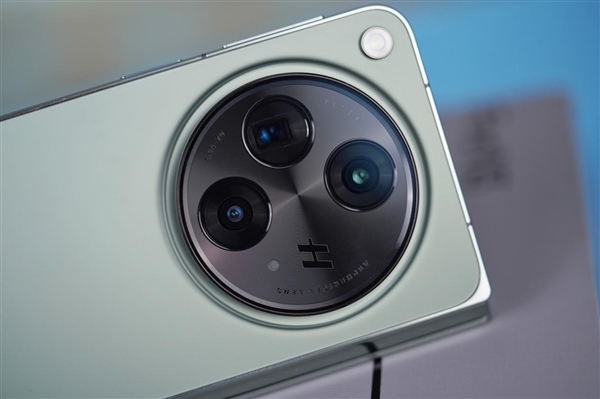 最強(qiáng)拍照折疊屏手機(jī)！OPPO Find N3圖賞