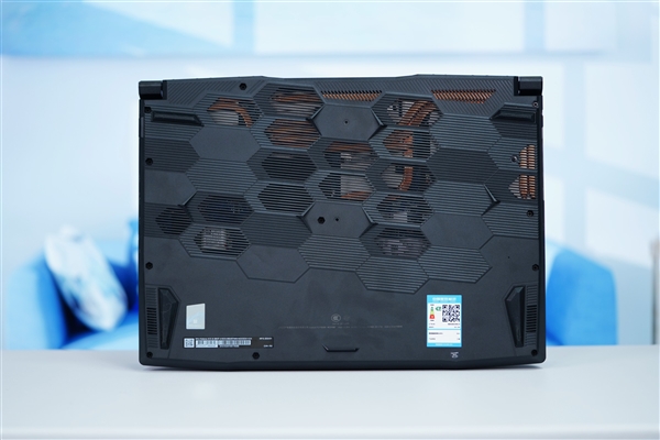 全新銳龍R7-8845HS！星影15 AI銳龍版2024游戲本圖賞