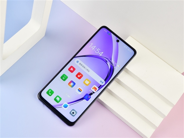OPPO A3活力版上手：防摔耐用 一部千元機(jī)流暢用4年