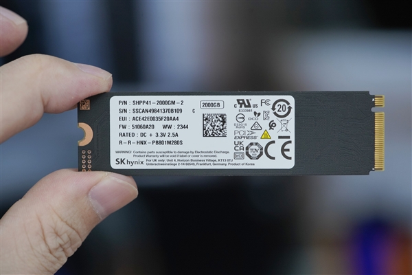 讀取7000MB/s！海力士P41 SSD圖賞