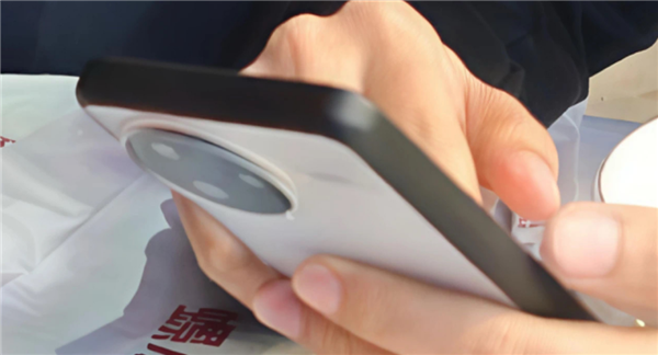 6500mAh+超聲波指紋 紅米又來(lái)干翻全場(chǎng)了