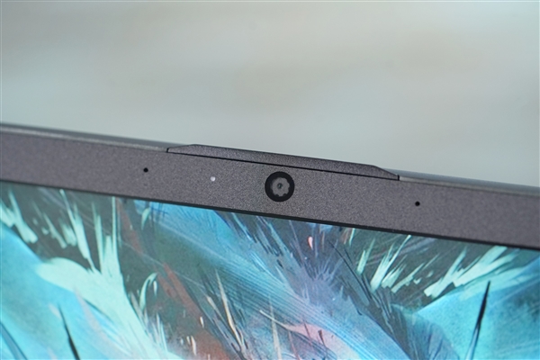 13代i7+RTX 4060首發(fā)6999元！七彩虹將星X15 AT游戲本圖賞