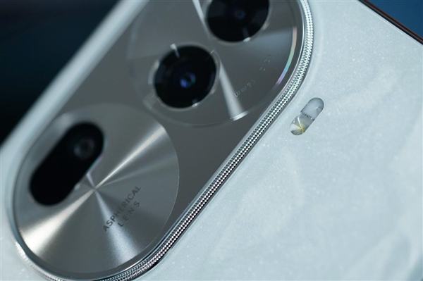 寶石圓盤攝像頭奪目！OPPO Reno11圖賞