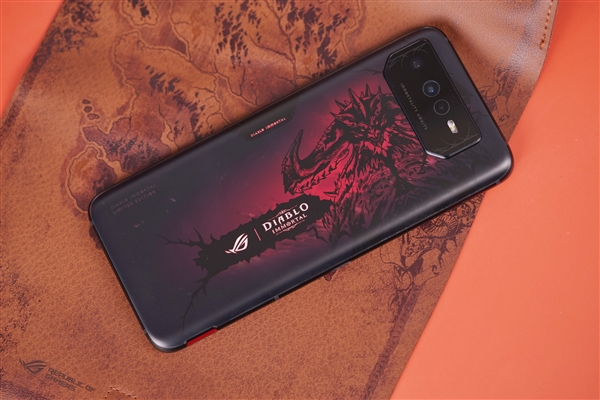 讓玩家心動的定制 ROG 6游戲手機《暗黑破壞神：不朽》典藏限量版圖賞