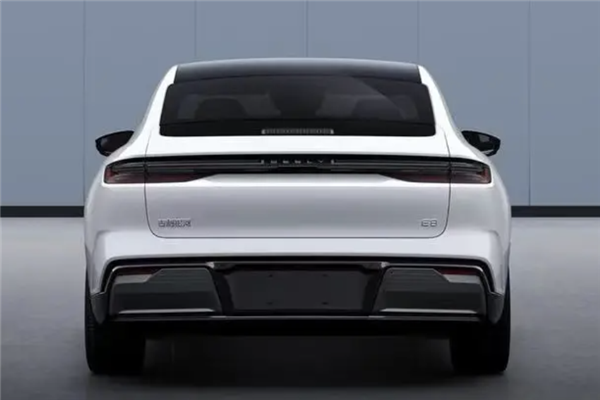 比亞迪漢最強(qiáng)對(duì)手！45英寸8K大屏 吉利銀河E8內(nèi)飾曝光