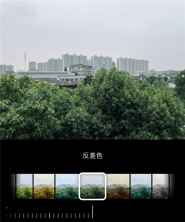 手機相冊編輯誰最強？蘋果大戰(zhàn)華米OV