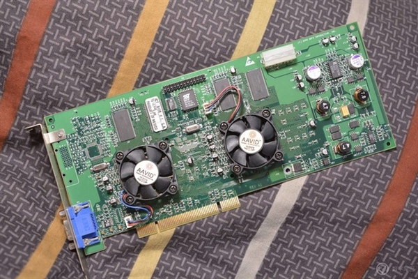 顯卡輔助供電接口發(fā)展編年史（簡(jiǎn)史）