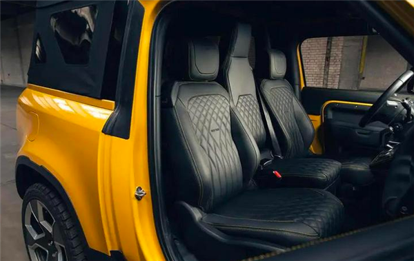 2門6座布局！路虎衛(wèi)士敞篷版官圖發(fā)布：售價(jià)超過90萬元