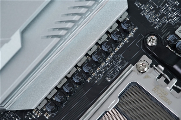 可解鎖230W功耗！銘瑄終結(jié)者B650M WIFI6主板圖賞