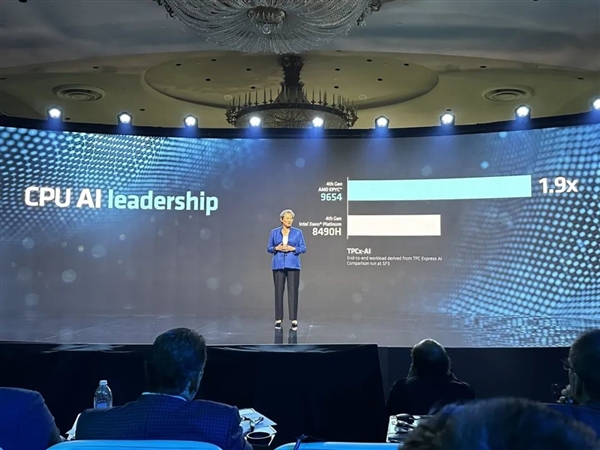 表舅老黃要小心！蘇媽又來搶生意了