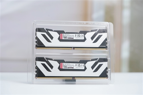 英特爾Ultra旗艦座駕！微星MEG Z890 ACE戰(zhàn)神主板套裝圖賞