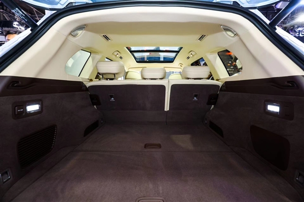 白車身全部升級！新款問界M7開啟預(yù)售：25.8萬起 