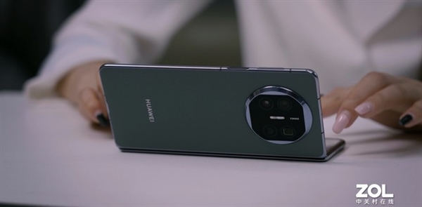 華為Mate X5上手體驗(yàn)：打造輕薄折疊屏體驗(yàn)新高峰