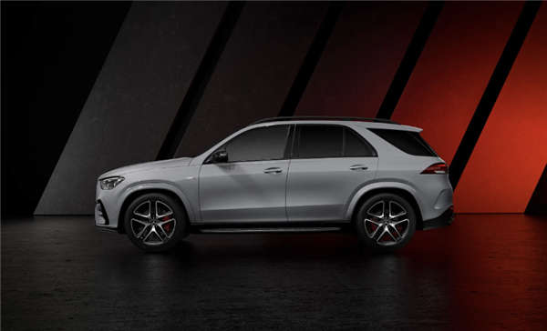 奔馳粉狂喜！全新AMG GLE上市 搭載V8發(fā)動機 售110.28萬起  