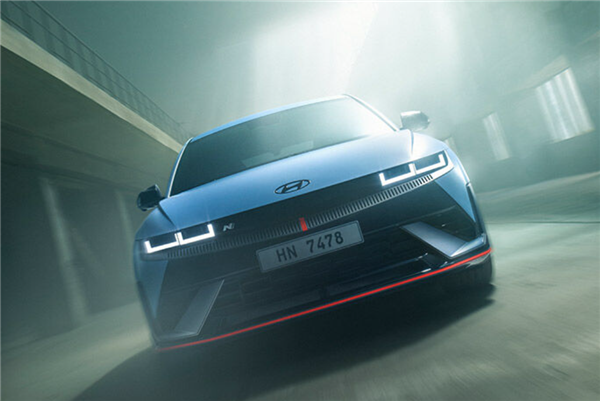 39.88萬(wàn)的韓國(guó)電車(chē) 我竟然覺(jué)得它有點(diǎn)便宜