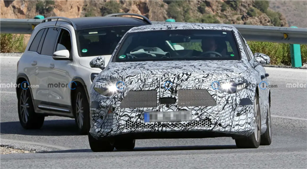 吉利奔馳再次合作 全新一代CLA諜照曝光 或?qū)⒉捎美咨耠娀? h=