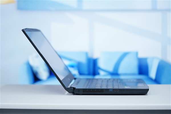 全新銳龍R7-8845HS！星影15 AI銳龍版2024游戲本圖賞