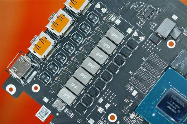 水墨賽博風(fēng)！七彩虹RTX 4070 SUPER霧山五行定制版圖賞