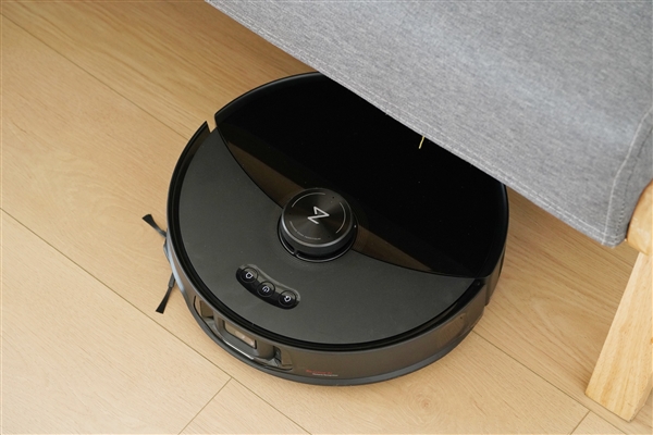 11000Pa暴風吸力+四區(qū)雙震！石頭自清潔掃拖機器人G20S圖賞