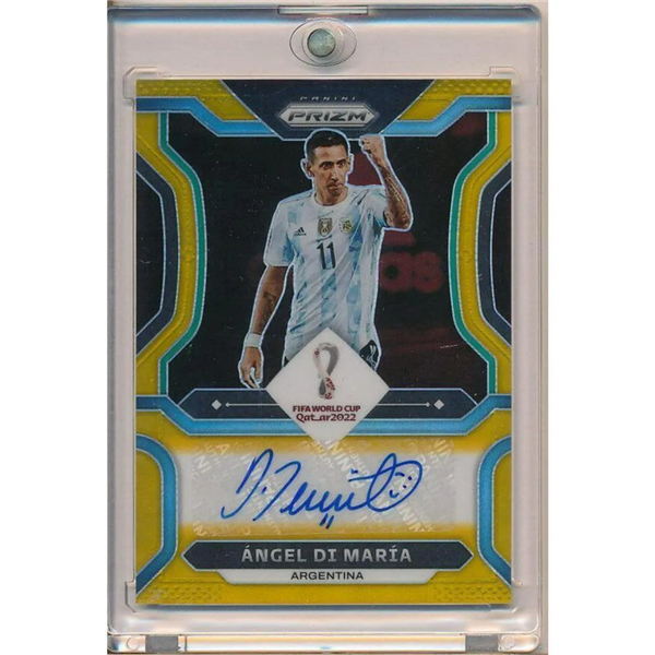 “你花倆月工資買(mǎi)的梅西簽字球星卡 是假的”