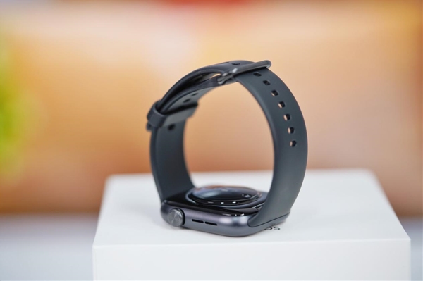 首發(fā)北極星定位系統(tǒng)！榮耀手表5圖賞