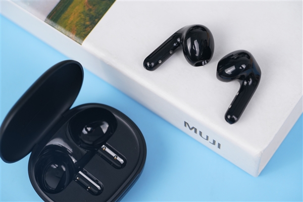 3.9g佩戴輕若無感！Redmi Buds 4青春版圖賞