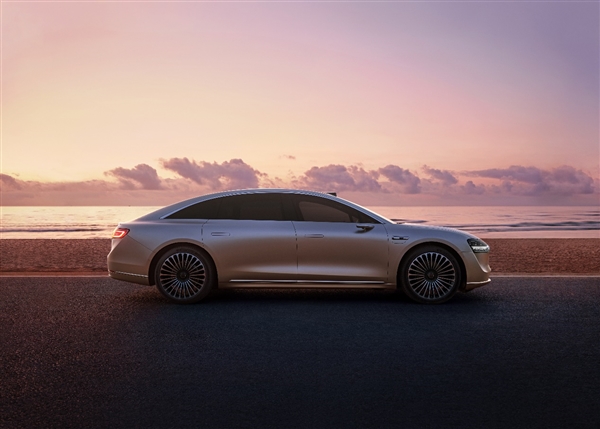 華為首款50萬級(jí)豪華旗艦轎車享界S9公示 華為9系雙旗艦誕生！