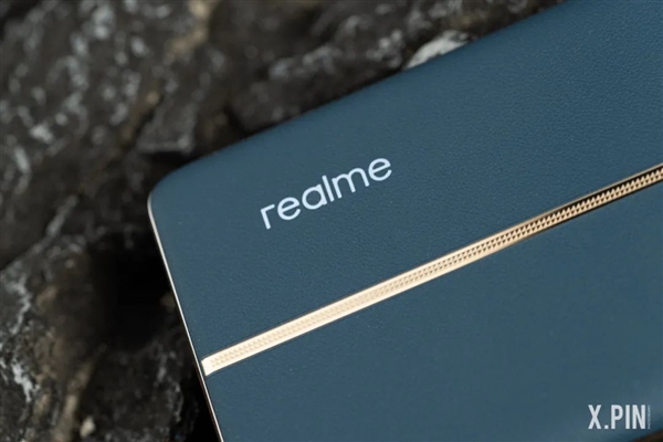 那些割韭菜的千元機(jī) 馬上就要被扔進(jìn)歷史的垃圾堆了