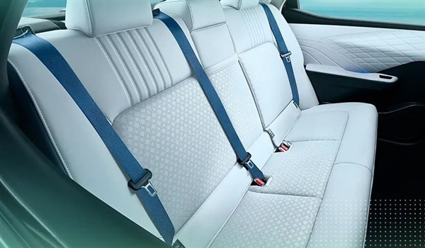 比亞迪電池電機(jī)加持 新款豐田bZ3上市：16.98萬起