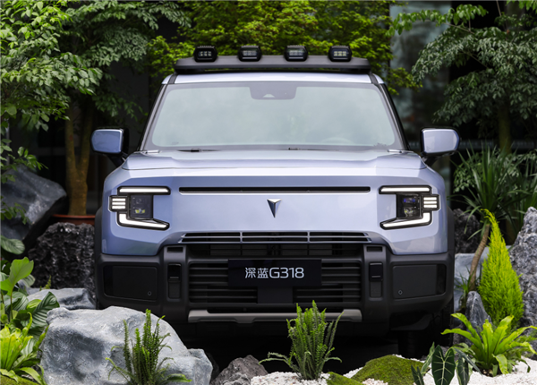 不帶大梁的硬派越野車 深藍G318細節(jié)展示：配空懸+CDC