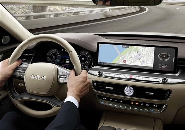 V6發(fā)動機(jī)加持 新款起亞K9官圖發(fā)布：奧迪A8L既視感