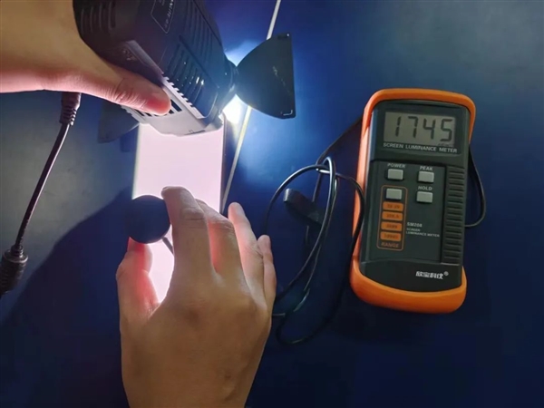 3298元的真我GT5 Pro 怕是把友商全整不會(huì)了。。。