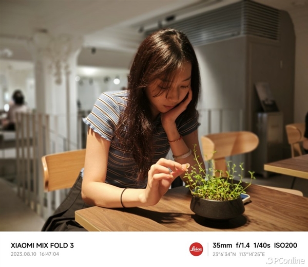 小米MIX Fold 3上手：既全能又輕薄 最完美折疊屏