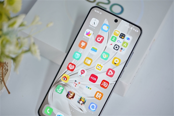 185g機(jī)身塞下6500mAh大電池！vivo S20圖賞