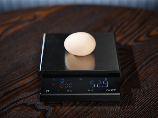 我找專業(yè)運動員聊了聊 這雙有門檻的革命性跑鞋到底是怎么火的