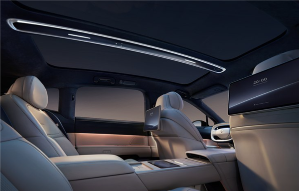 蔚來(lái)ET9正式發(fā)布！李斌：全球當(dāng)之無(wú)愧的行政、技術(shù)旗艦