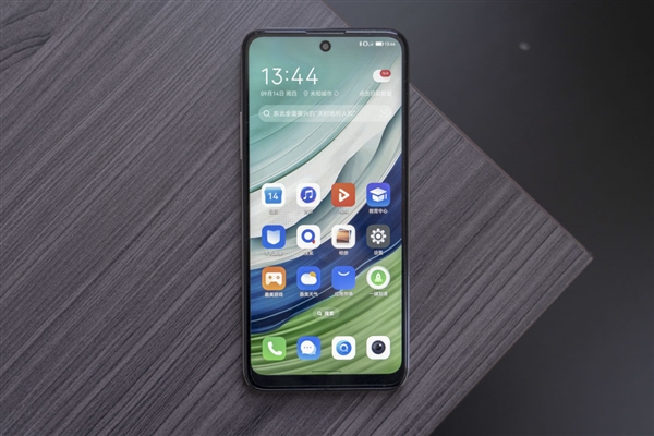 599元買“華為P60” 這手機(jī)簡(jiǎn)直離譜！用完我人都傻了