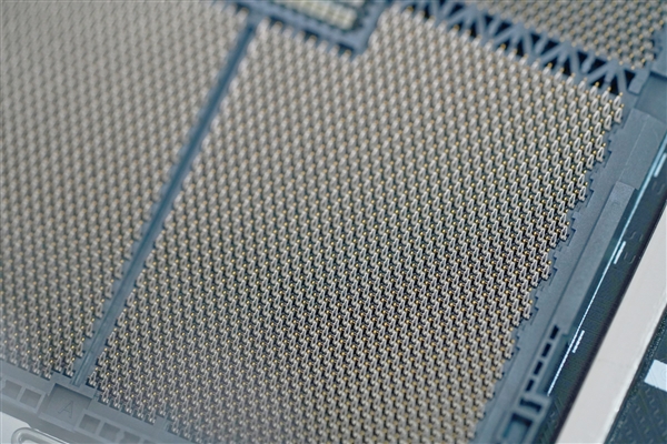 支持AMD銳龍線程撕裂者7000！技嘉TRX50 AERO D主板圖賞