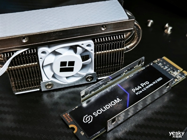 徹底解決高性能SSD過熱問題！利民HR-10 2280 PRO散熱器上手