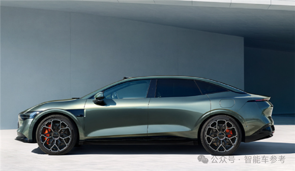 車主不爽股東爽！極氪交出最佳財報：日進2億、要擁抱油箱