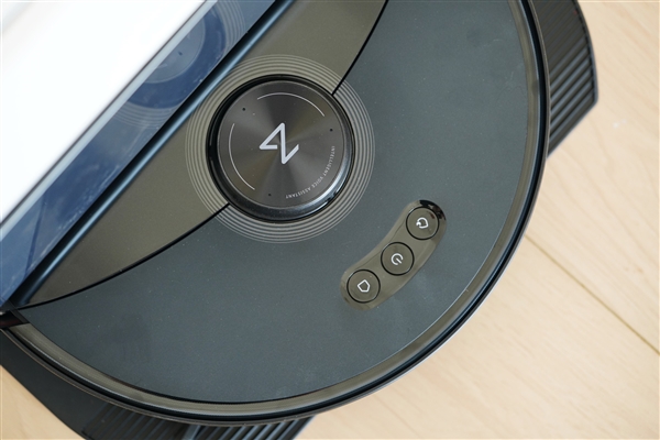 11000Pa暴風吸力+四區(qū)雙震！石頭自清潔掃拖機器人G20S圖賞