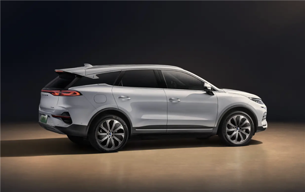 理想L8最強(qiáng)對(duì)手！ 比亞迪騰勢N8價(jià)格曝光 或?qū)⒃?5萬以下